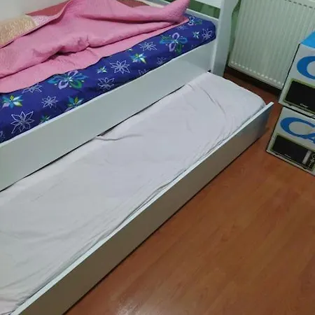 アパート I